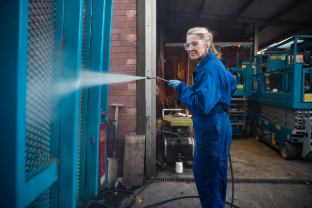Best Commercial Building Pressure Washing  in Navy Yard City, WA